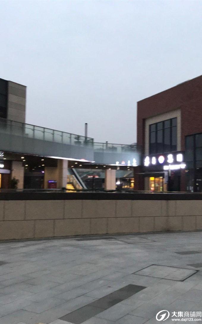 洪山区武汉软件新城旺铺转让