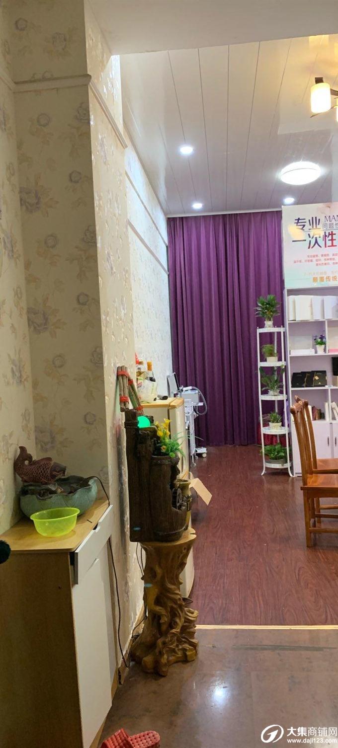 鱼峰区美容工作室,可做纹绣美甲,刚装修好一年