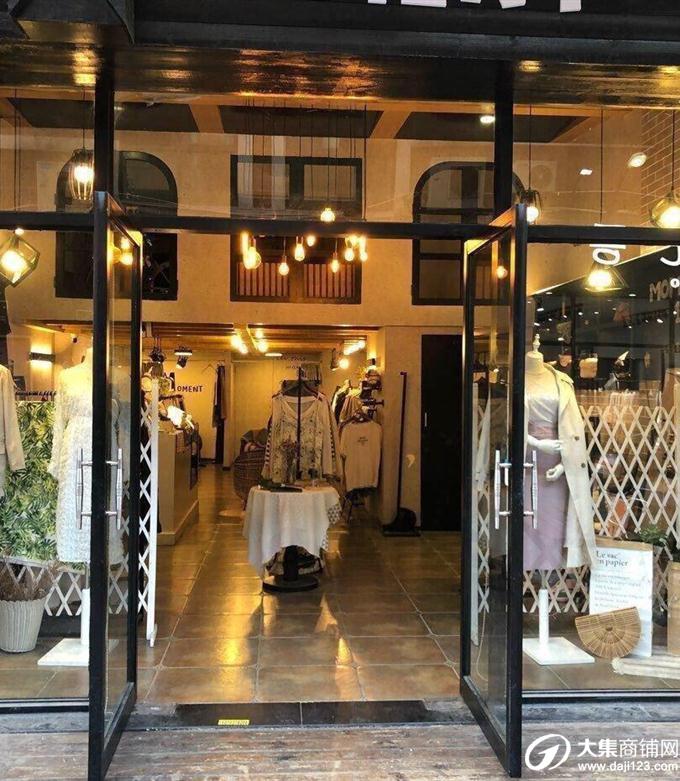 仓山区学生街服装店转让