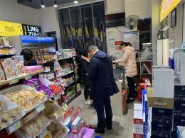 东一路成熟社区临街70㎡盈利零食超市转让