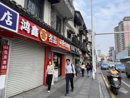 南门口长郡旁45平烧饼小吃店转让（可空转）