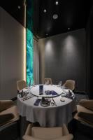 麓谷芯办公企业园区！纯一楼1000平高端宴会餐厅转让