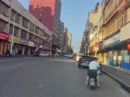 房东直租 天心区暮云65平米精装临街门面低价出租