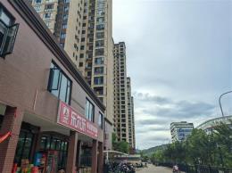 （可分租）岳麓区高档小区大型工厂临街门面房东直租