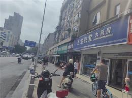 人民中路窑岭湘雅二医院地铁口处50平临街门面出租