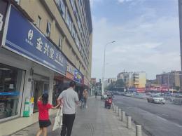 人民中路窑岭湘雅二医院地铁口处50平临街门面出租