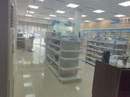 人民中路窑岭湘雅二医院地铁口处50平临街门面出租