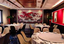 白捡！几万入手 ！洋湖湿地公园大型小区700平临街豪华餐饮店见钱就转