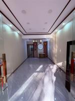 石鼓西湖公园39℃酒吧近社区底商3层175平方临街门面