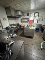 五一商圈写字楼及大型酒店内一楼50平门面房东直租