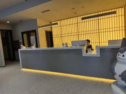 五一商圈写字楼及大型酒店内一楼50平门面房东直租