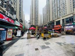 人流量大！奥莱砂之船明发金街出入口头铺60平餐饮