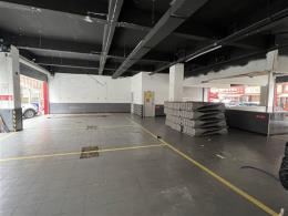 24米门头旺铺直租！汽车东站西龙苑 362㎡纯一楼旺铺房东直租