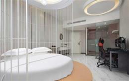 五一广场22间房精装电竞酒店转让