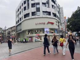 低价便宜急转黄兴广场步行街150平餐饮店转让
