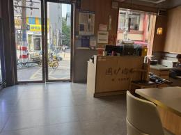 低价便宜急转黄兴广场步行街150平餐饮店转让