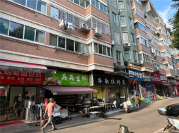几万块钱就出手一个一天可做3000多块租金只要3600元每月的生鲜超市
