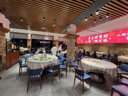 投了几百万的湖南工商大学咸嘉新村750平餐馆直接出租